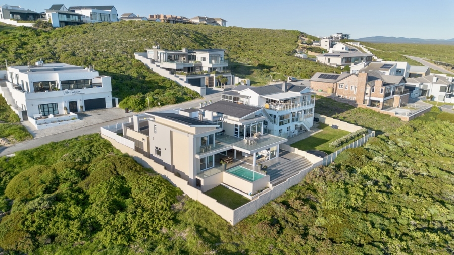 4 Bedroom Property for Sale in Yzerfontein Western Cape